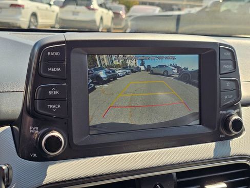 Used 2021 Hyundai Kona Limited AWD/4WD image 28