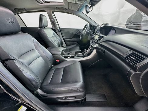 Used 2015 Honda Accord EX-L image 34