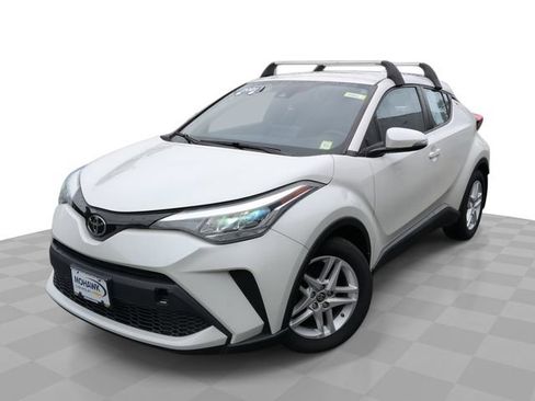 Used 2021 Toyota C-HR LE FWD image 1