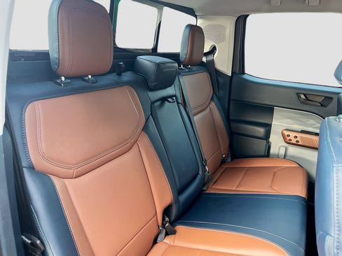 Used 2022 Ford Maverick Lariat w/ Lariat Luxury Package FWD image 26