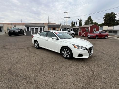 Used 2020 Nissan Altima 2.5 S FWD image 8
