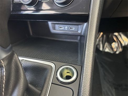 Used 2024 Volkswagen Jetta SE image 25