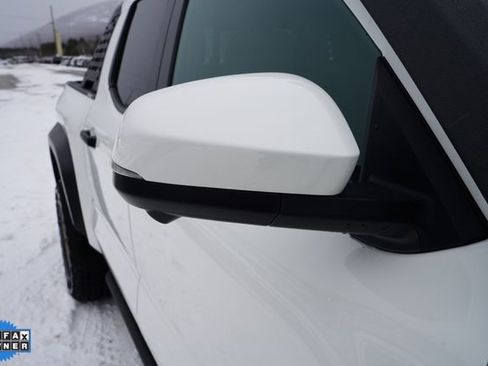 Used 2024 Toyota Tacoma Trailhunter image 90