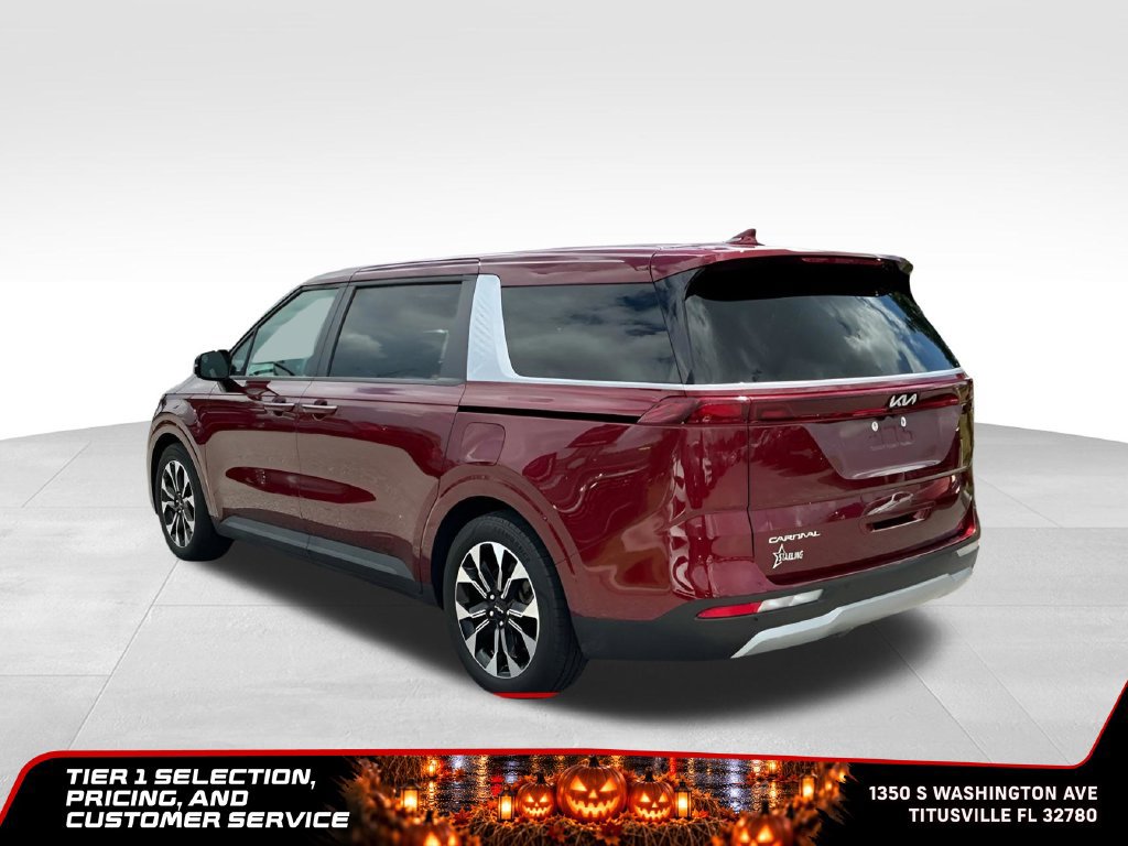 Used 2024 Kia Carnival EX FWD image 4