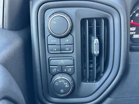 Used 2025 Chevrolet Silverado 1500 Custom Trail Boss image 17