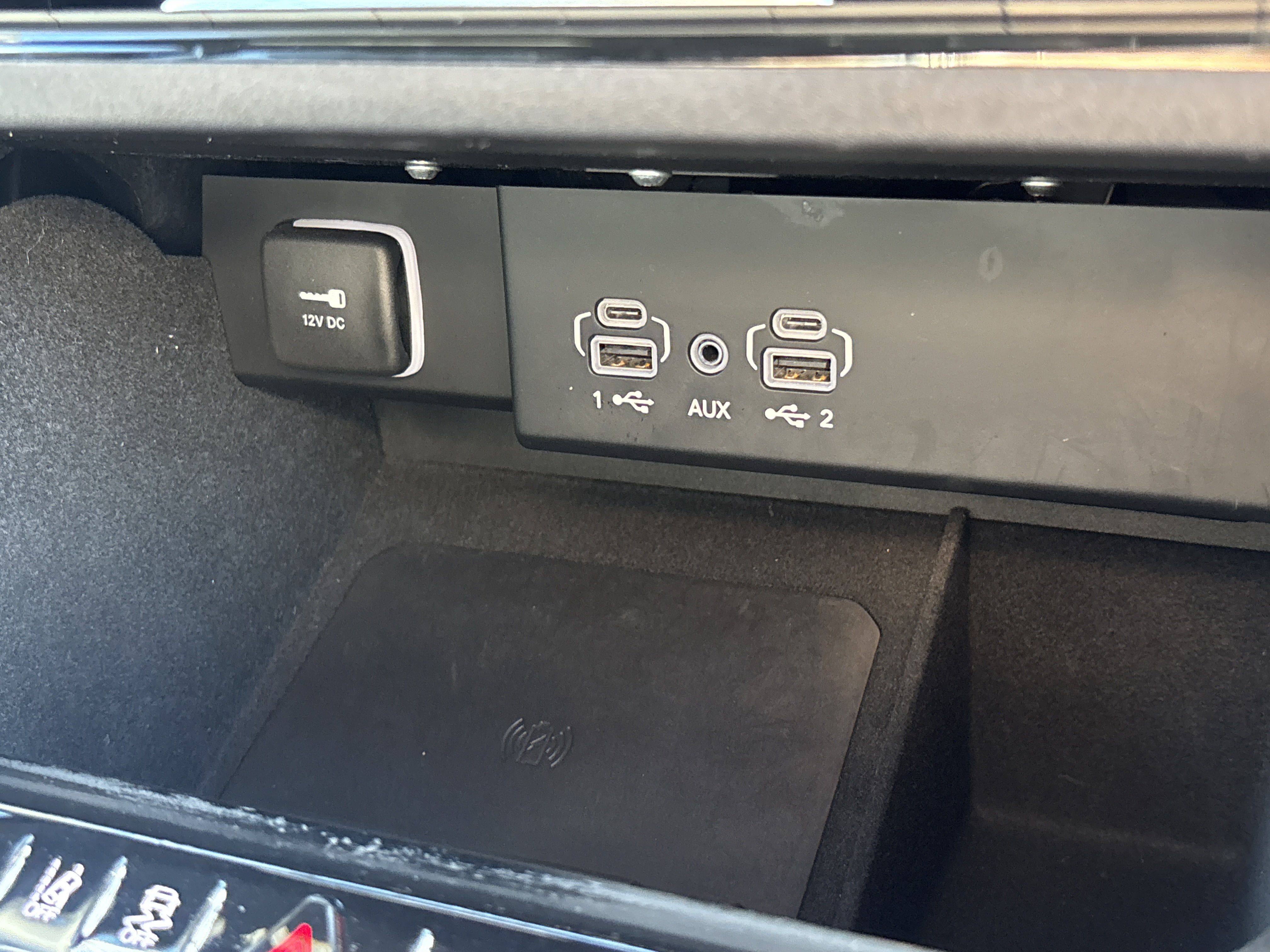 Used 2022 Jeep Wagoneer Series III AWD/4WD image 10