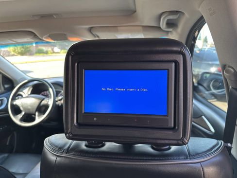 Used 2013 INFINITI JX35 AWD w/ Premium Pkg image 28