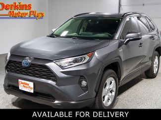 Used 2020 Toyota RAV4 XLE video 1