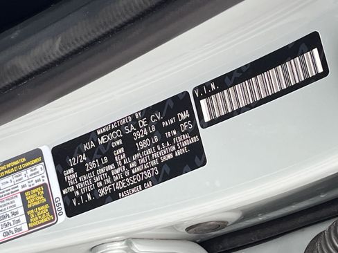 Used 2025 Kia K4 LXS image 28