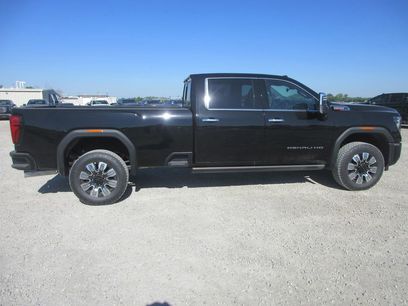 New 2026 GMC Sierra 3500 Denali w/ Denali Reserve Package