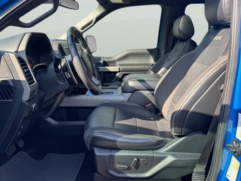 Used 2019 Ford F150 Raptor w/ Equipment Group 802A Luxury image 23