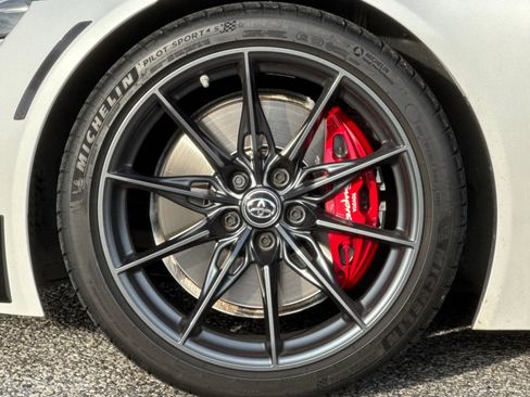 Used 2023 Toyota Supra Premium image 11