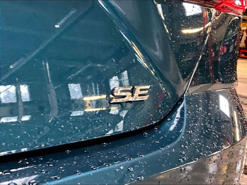 Used 2026 Toyota Camry SE image 29