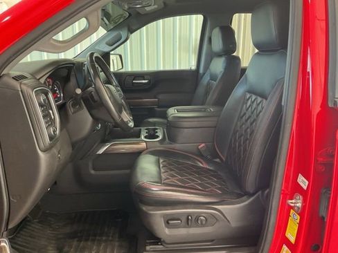 Used 2020 Chevrolet Silverado 1500 LT Trail Boss image 3