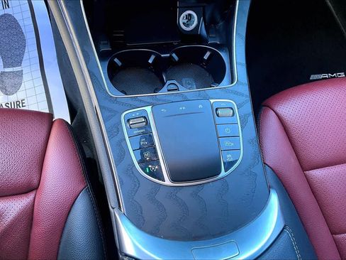 Used 2021 Mercedes-Benz GLC 300 image 32