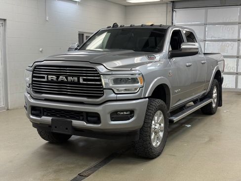 Used 2020 RAM 3500 Laramie image 3