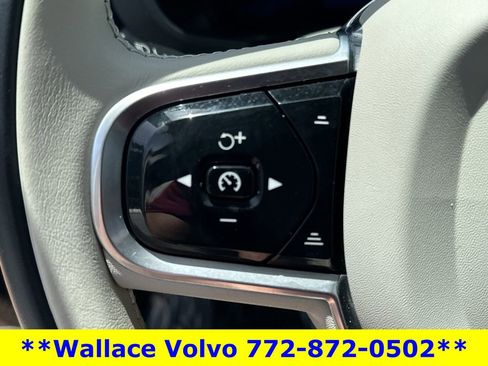 Used 2023 Volvo XC60 B5 Plus w/ Protection Package Premier FWD image 25