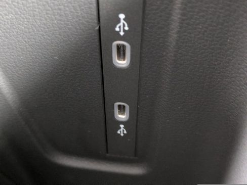 New 2026 Volkswagen Tiguan SE R-Line FWD image 29