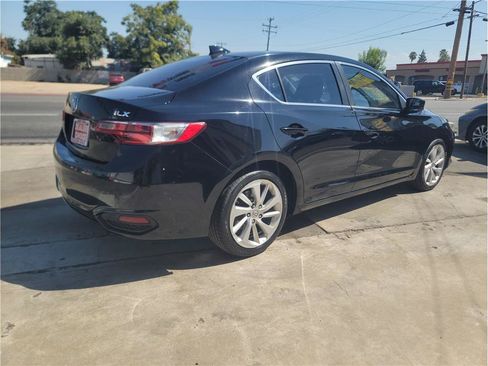 Used 2017 Acura ILX FWD image 6