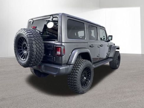 Used 2021 Jeep Wrangler Unlimited Sahara AWD/4WD image 34