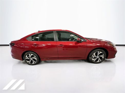 Used 2025 Subaru Legacy Premium image 4