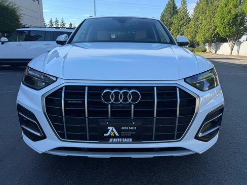 Used 2021 Audi Q5 2.0T Premium Plus w/ Premium Plus Package AWD/4WD image 3