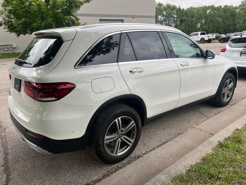 Used 2021 Mercedes-Benz GLC 300 image 4