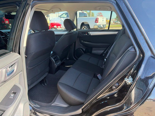 Used 2019 Subaru Outback 2.5i Premium AWD/4WD image 10