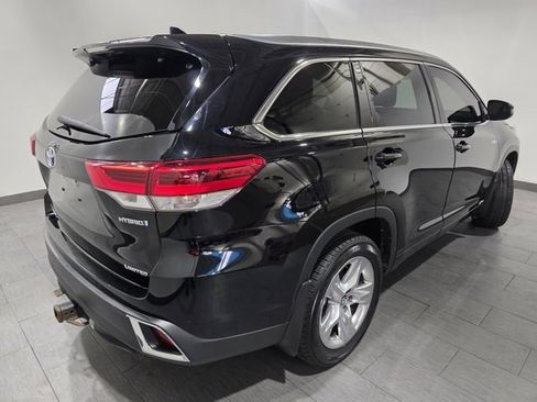 Used 2017 Toyota Highlander Limited image 5