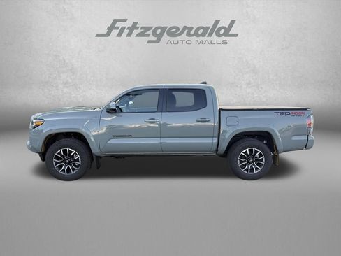 Used 2023 Toyota Tacoma TRD Sport w/ Black Out Package (TMS) AWD/4WD image 5