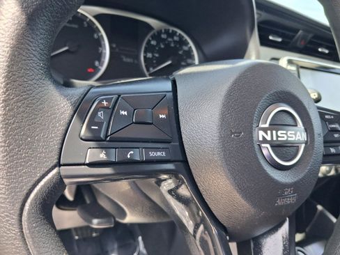 Used 2024 Nissan Kicks S FWD image 12
