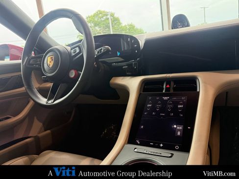 Used 2020 Porsche Taycan Turbo AWD/4WD image 30