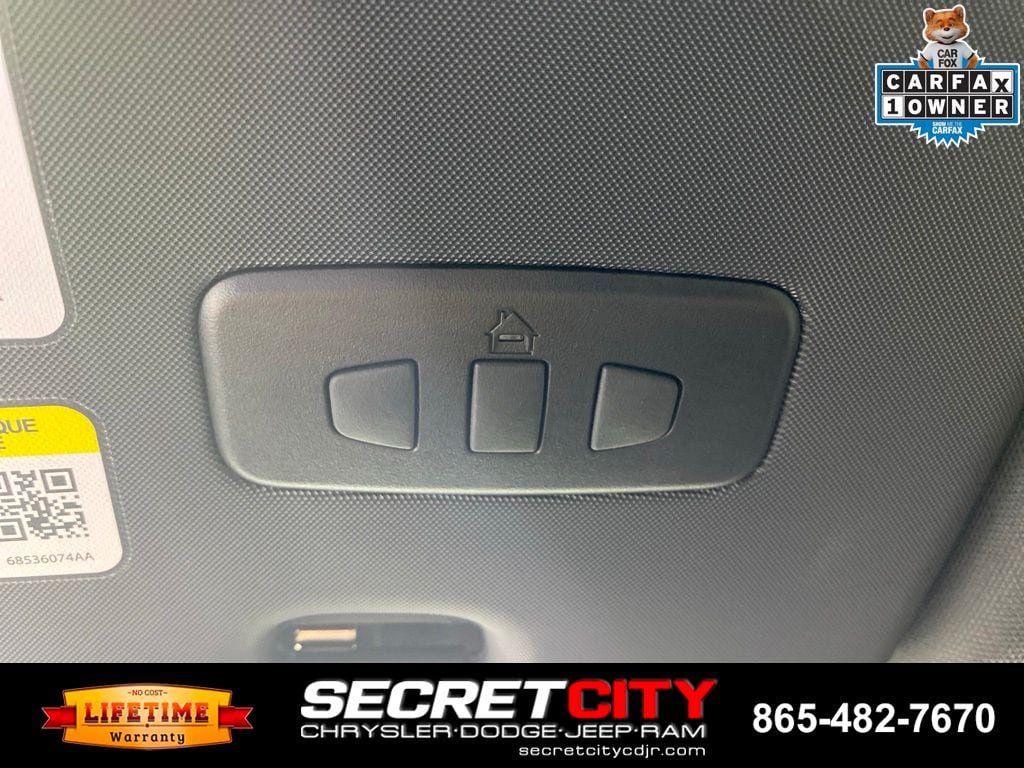 Used 2024 Dodge Hornet R/T Plus w/ R/T Blacktop Package AWD/4WD image 18