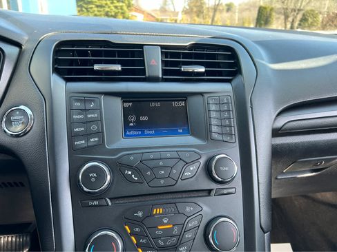 Used 2018 Ford Fusion SE w/ Equipment Group 601A image 20