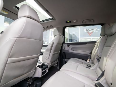Used 2020 Honda Odyssey EX-L image 14