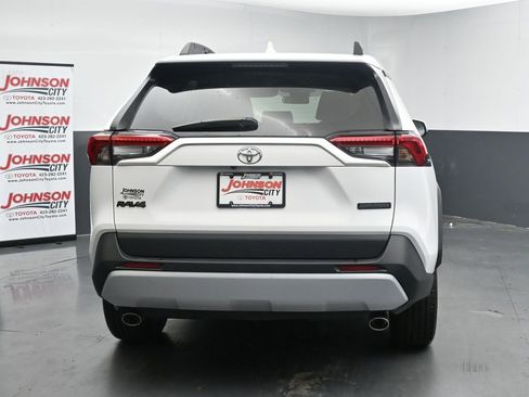 Used 2024 Toyota RAV4 Adventure AWD/4WD image 8