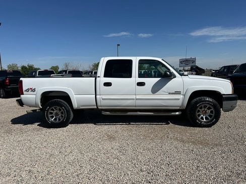 Used 2003 Chevrolet Silverado 2500 LS w/ Skid Plate Package AWD/4WD image 9
