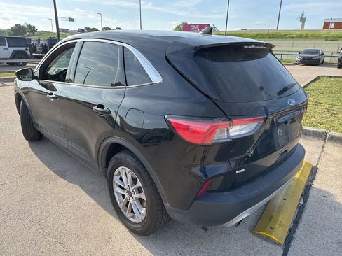 Used 2021 Ford Escape SE w/ Convenience Package image 8