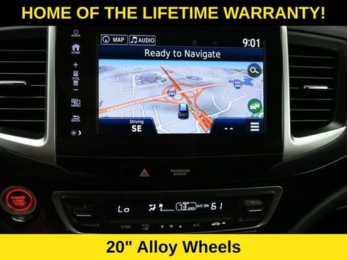 Used 2017 Honda Pilot Touring image 21
