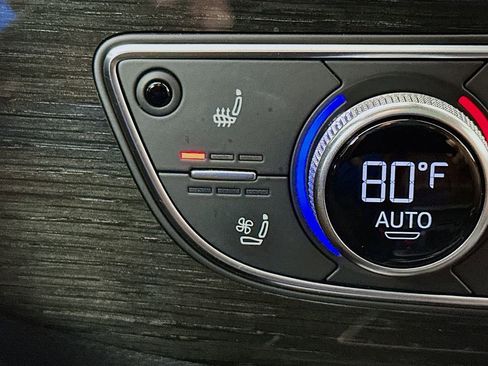 Used 2019 Audi Q7 3.0T Premium Plus w/ Premium Plus Package image 24