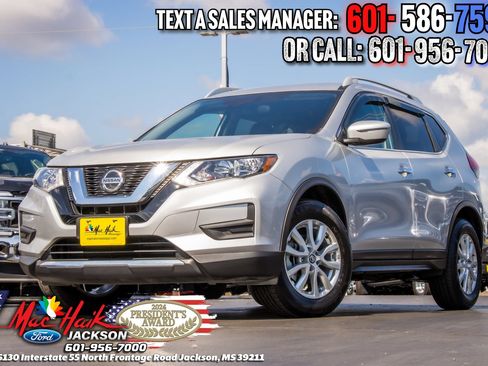 Used 2019 Nissan Rogue S w/ Special Edition Package FWD image 1