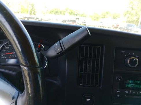 Used 2017 Chevrolet Express 2500 LS RWD image 16