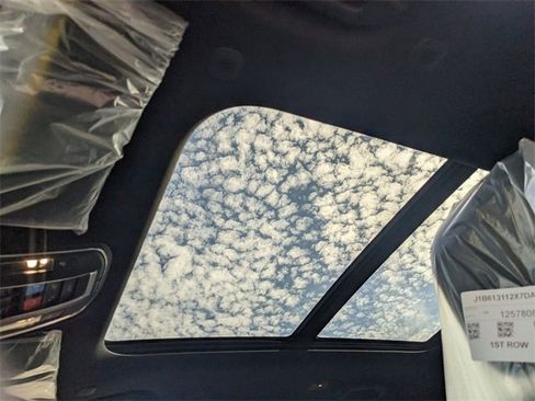 New 2025 Jeep Grand Cherokee Limited image 10