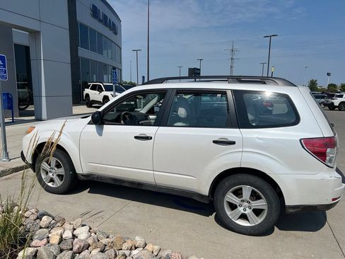 Used 2010 Subaru Forester 2.5X AWD/4WD image 13