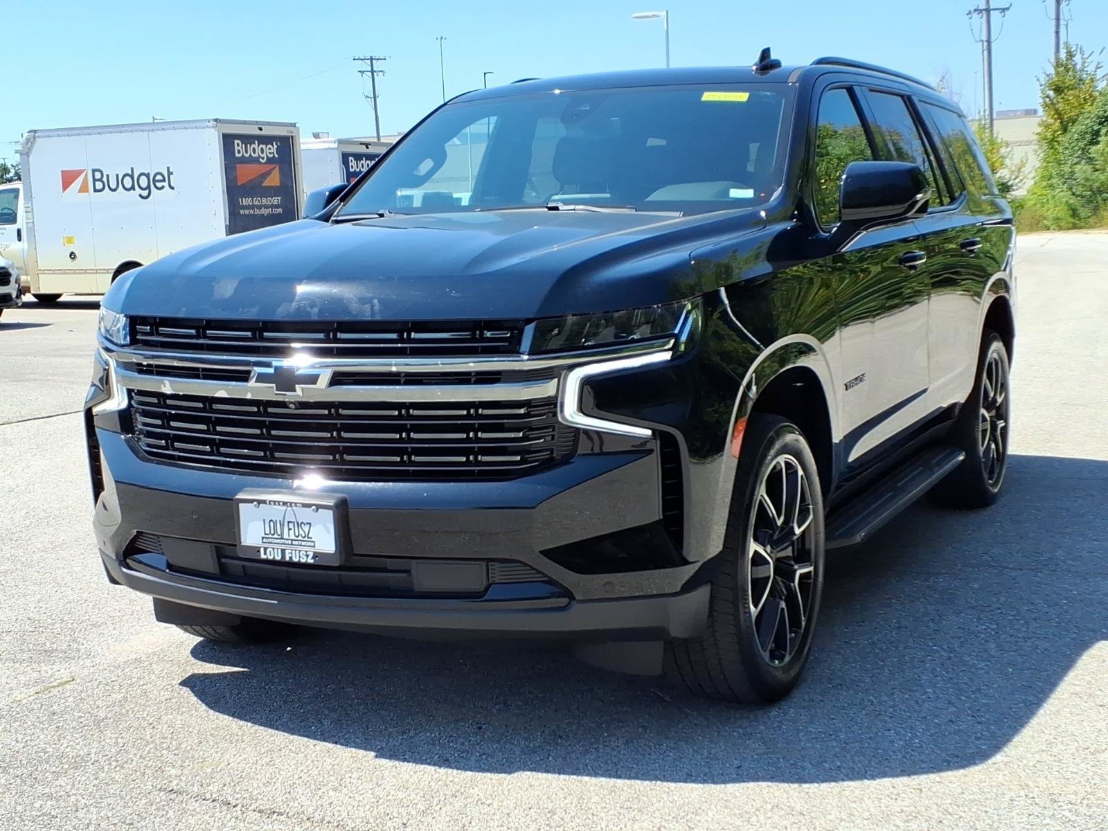 Used 2021 Chevrolet Tahoe RST w/ Luxury Package AWD/4WD image 2