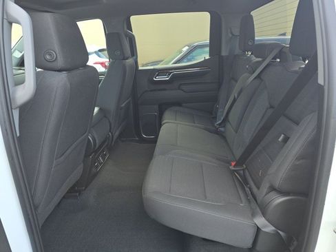 Used 2022 GMC Sierra 1500 Elevation RWD image 6