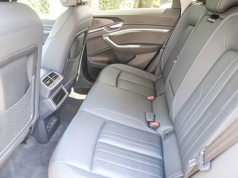 Used 2021 Audi e-tron Premium w/ Convenience Plus Package AWD/4WD image 17