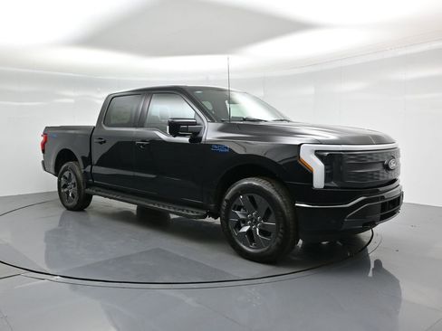 New 2025 Ford F150 Lightning Lariat image 54