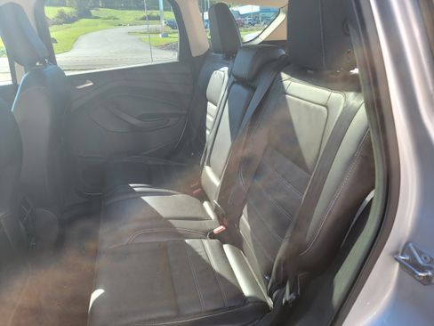 Used 2018 Ford Escape SEL image 11