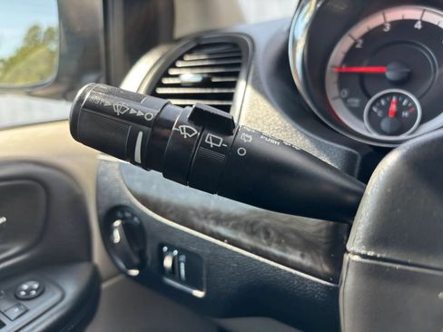 Used 2018 Dodge Grand Caravan SE w/ UConnect Hands-Free Group FWD image 22